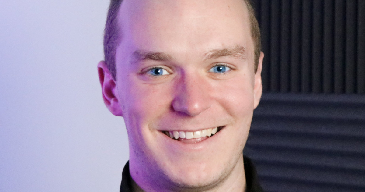 Michael Riden Interview with Michael Riddering, Product Designer at Maven: Lovers ...